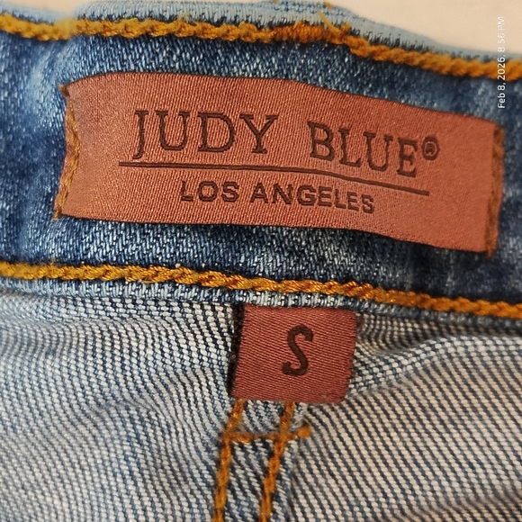 Judy Blue Womens Small Fray Cut Off Hem Denim Shorts Stretch Summer - Picture 2 of 4